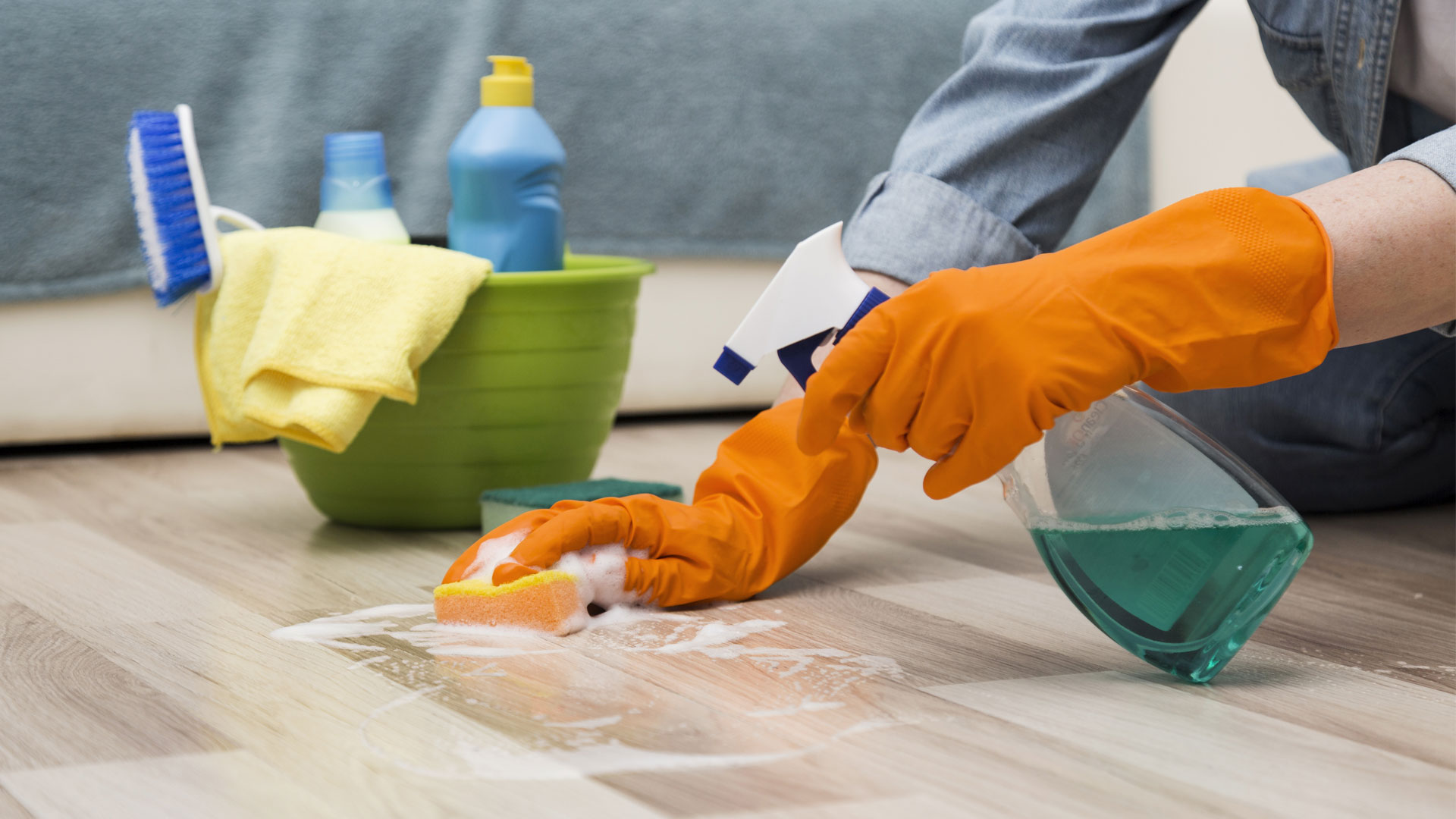 Deep Cleaning House